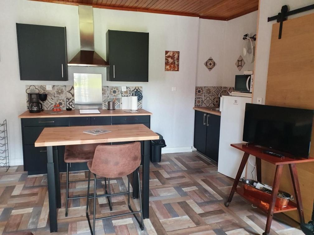 Le Pigeonnier Maison De Caractere Logement 4 Personnes La Maisonnette Renovee Logement 2 Personnes Floirac  Εξωτερικό φωτογραφία