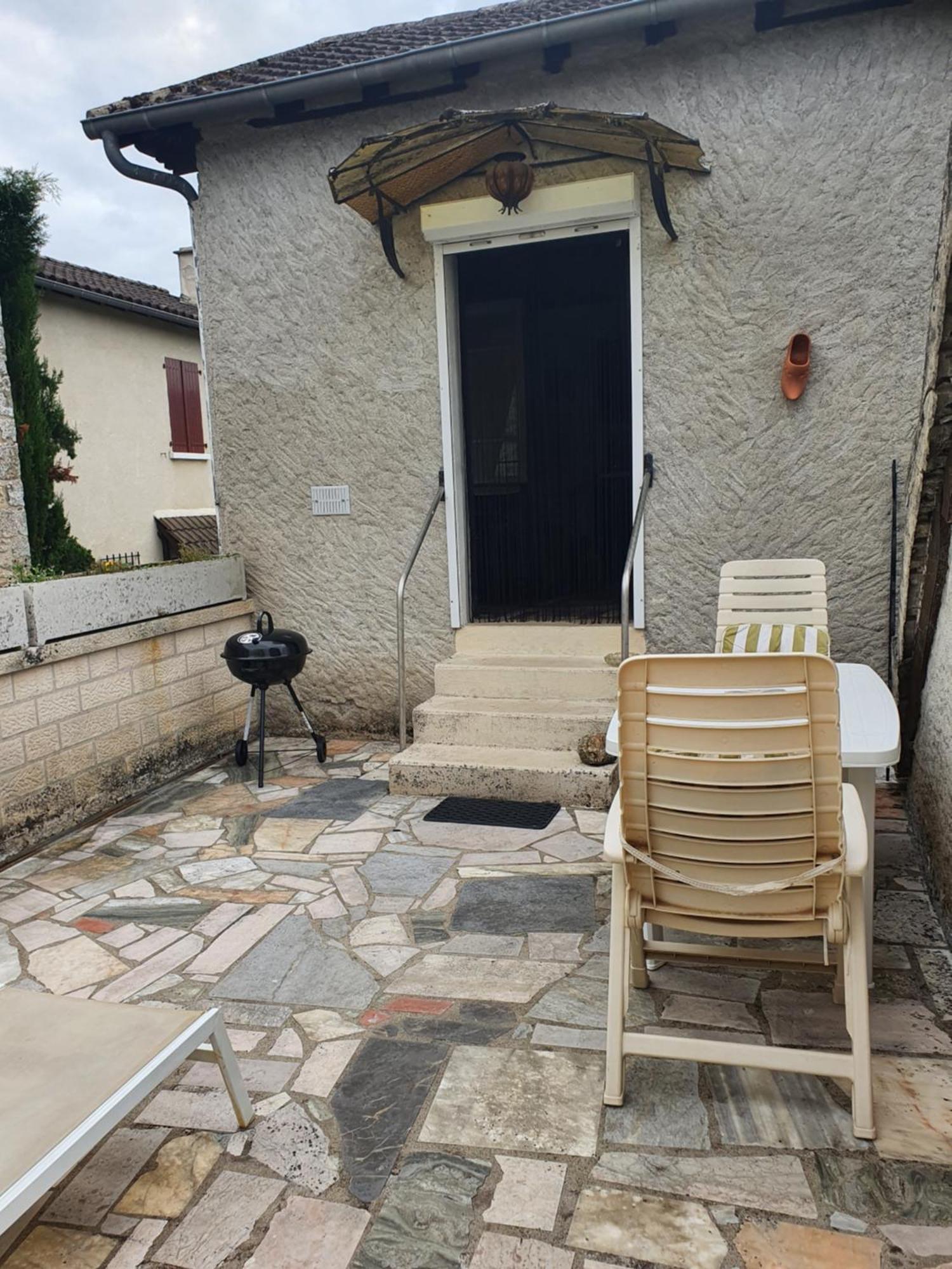 Le Pigeonnier Maison De Caractere Logement 4 Personnes La Maisonnette Renovee Logement 2 Personnes Floirac  Εξωτερικό φωτογραφία