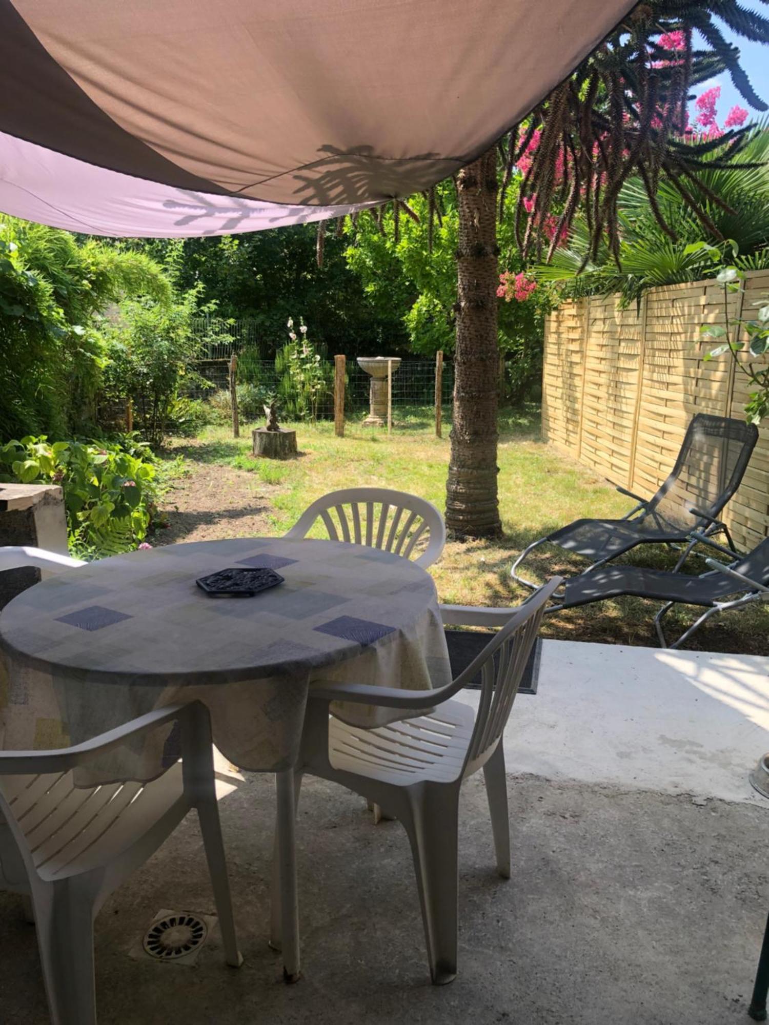 Le Pigeonnier Maison De Caractere Logement 4 Personnes La Maisonnette Renovee Logement 2 Personnes Floirac  Εξωτερικό φωτογραφία